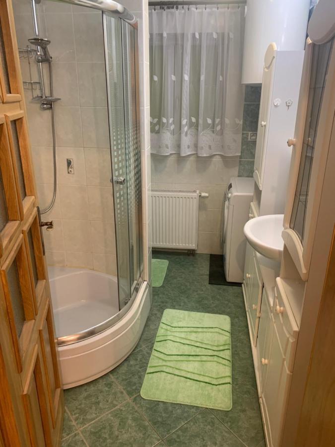 Apartman Slunecnice S Terasou Ceske Budejovice Ngoại thất bức ảnh