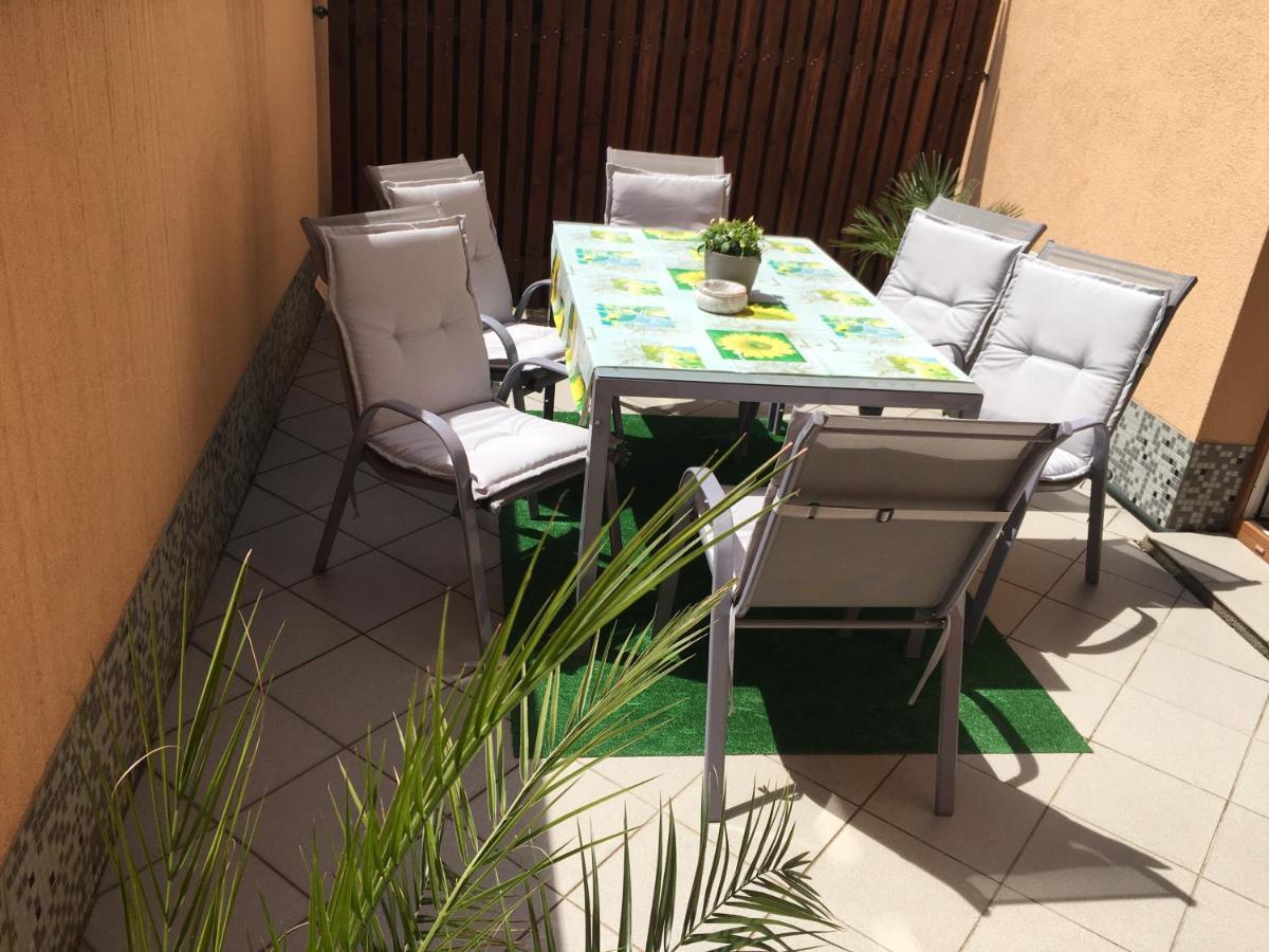 Apartman Slunecnice S Terasou Ceske Budejovice Ngoại thất bức ảnh